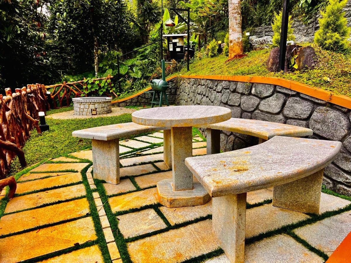 Blue Peaks Holiday Home Munnar Eksteriør billede